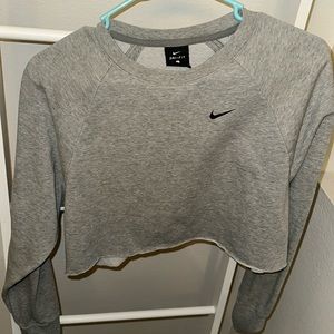 Nike Crop Top